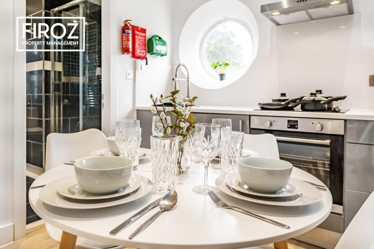 Brand New, 1 Bed 1 Bath, Modern Town Center Apartment, Netflix By Redwood Stays Aldershot Ngoại thất bức ảnh